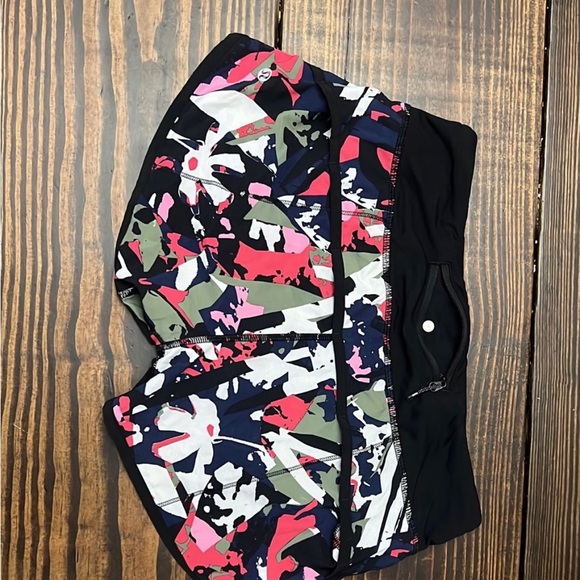 Lululemon shorts - Picture 2 of 3